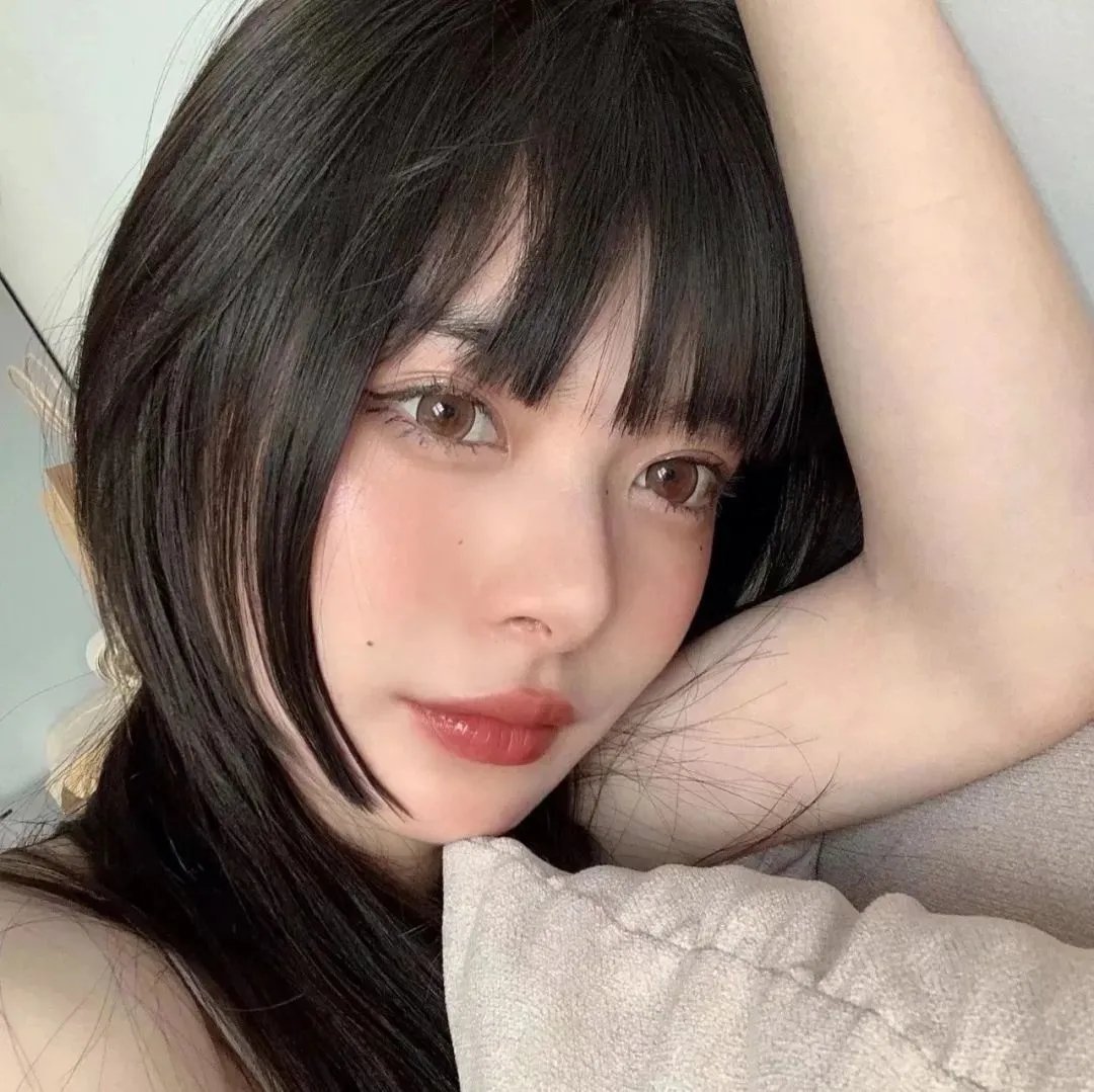 在巨人中间